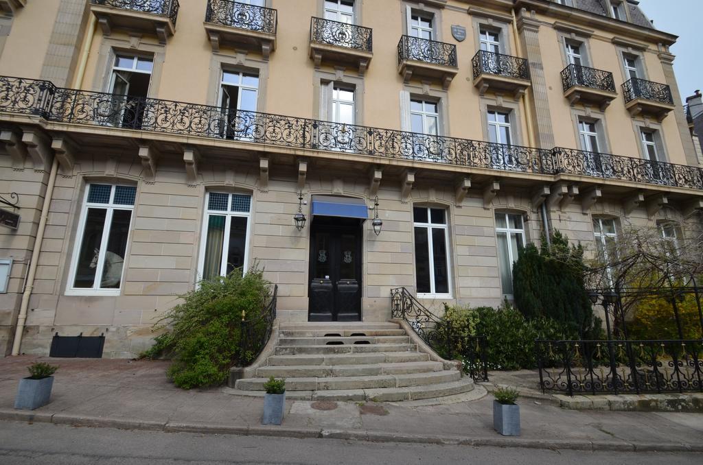 L'Empereur, Sa Femme Et Le Petit Prince Plombières-les-Bains المظهر الخارجي الصورة