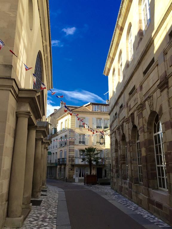 L'Empereur, Sa Femme Et Le Petit Prince Plombières-les-Bains المظهر الخارجي الصورة