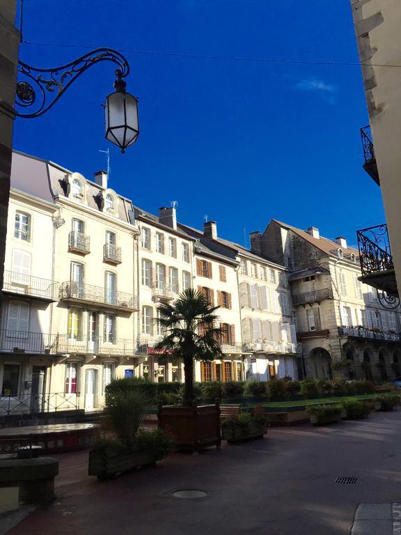 L'Empereur, Sa Femme Et Le Petit Prince Plombières-les-Bains المظهر الخارجي الصورة